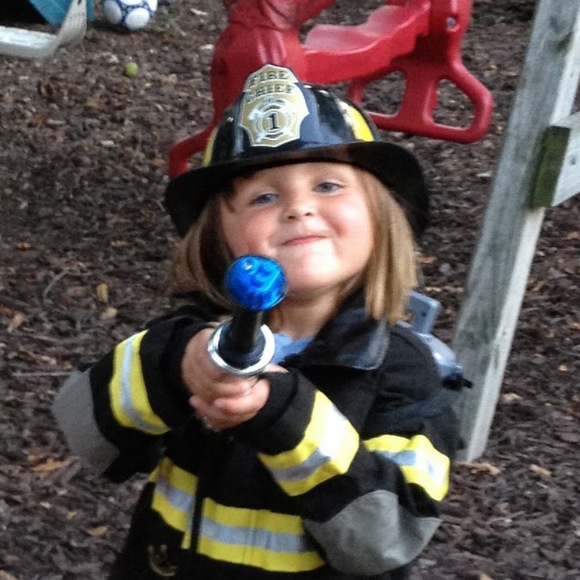 Meet your Posher, Maureen - Picture 1 of 1